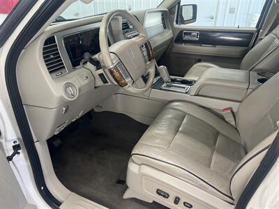 2007 Lincoln Navigator Luxury   - Photo 6 - Monticello, IN 47960