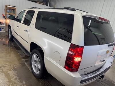 2014 Chevrolet Suburban LTZ 1500   - Photo 3 - Monticello, IN 47960