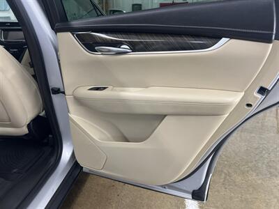 2017 Cadillac XT5   - Photo 10 - Monticello, IN 47960