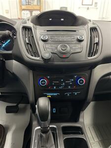 2018 Ford Escape SE   - Photo 11 - Monticello, IN 47960