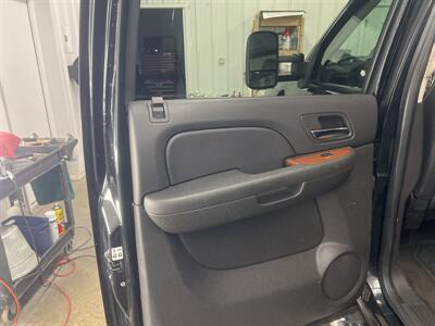 2008 GMC Sierra 2500 Work Truck   - Photo 7 - Monticello, IN 47960