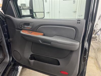 2008 GMC Sierra 2500 Work Truck   - Photo 11 - Monticello, IN 47960