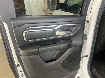 2019 RAM 1500 Big Horn   - Photo 7 - Monticello, IN 47960