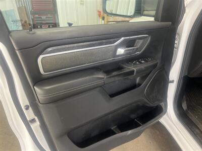 2019 RAM 1500 Big Horn   - Photo 5 - Monticello, IN 47960