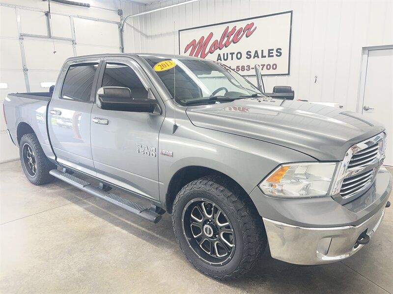 2013 RAM 1500 SLT  