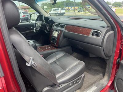 2013 Chevrolet Suburban LTZ 4x4 - Photo 13 - Monticello, IN 47960