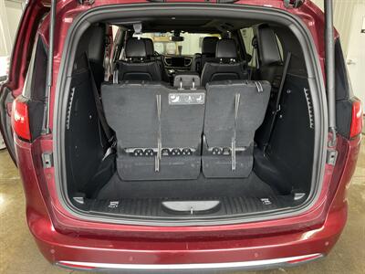2020 Chrysler Pacifica Touring L Plus 35th   - Photo 7 - Monticello, IN 47960