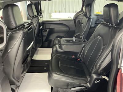 2020 Chrysler Pacifica Touring L Plus 35th   - Photo 6 - Monticello, IN 47960