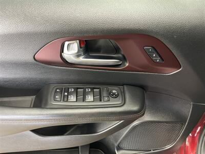 2020 Chrysler Pacifica Touring L Plus 35th   - Photo 8 - Monticello, IN 47960