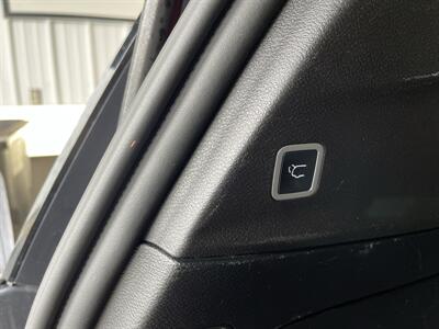 2020 Chrysler Pacifica Touring L Plus 35th   - Photo 9 - Monticello, IN 47960