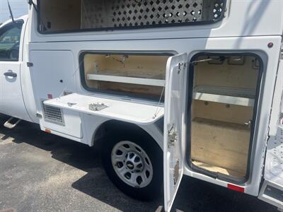 2012 Chevrolet Silverado 3500 Work Truck   - Photo 2 - Monticello, IN 47960
