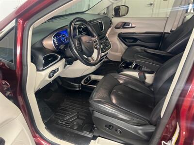 2018 Chrysler Pacifica Touring L   - Photo 6 - Monticello, IN 47960