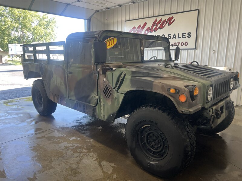 2011 Hummer H1  