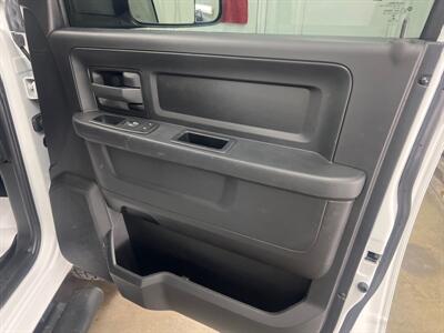 2015 RAM 2500 Tradesman   - Photo 11 - Monticello, IN 47960