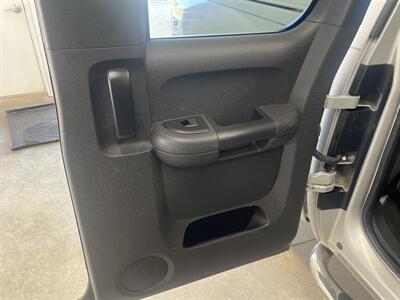 2010 Chevrolet Silverado 1500 LS   - Photo 11 - Monticello, IN 47960