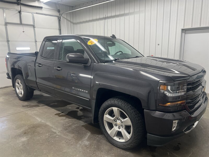 2016 Chevrolet Silverado 1500 LT   - Photo 1 - Monticello, IN 47960