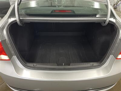 2015 Chevrolet Cruze LTZ Auto   - Photo 7 - Monticello, IN 47960