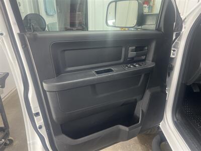2021 RAM 2500 Tradesman - Photo 5 - Monticello, IN 47960
