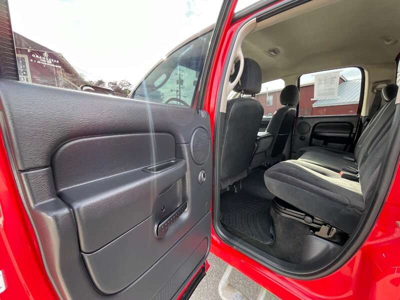 2005 Dodge Ram 2500 SLT - Photo 8 - Nampa, ID 83651