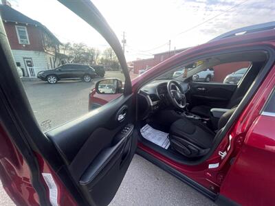 2015 Jeep Cherokee Latitude   - Photo 7 - Nampa, ID 83651