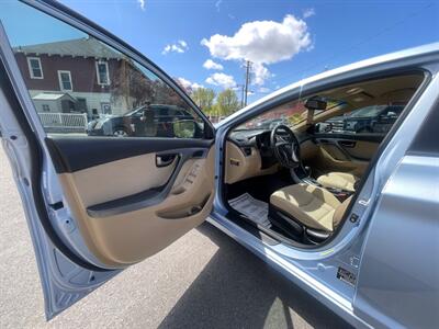 2012 Hyundai ELANTRA GLS   - Photo 7 - Nampa, ID 83651