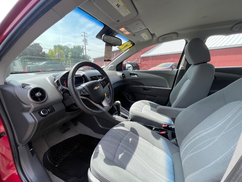 2012 Chevrolet Sonic LT - Photo 6 - Nampa, ID 83651