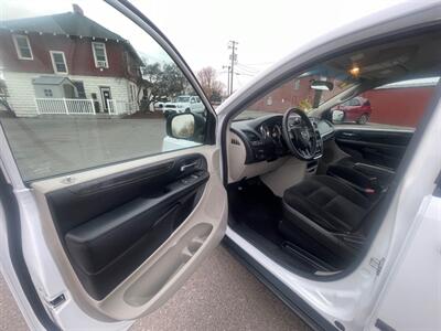 2015 Dodge Grand Caravan American Value Package - Photo 7 - Nampa, ID 83651