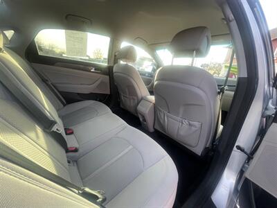 2015 Hyundai SONATA Sport   - Photo 10 - Nampa, ID 83651