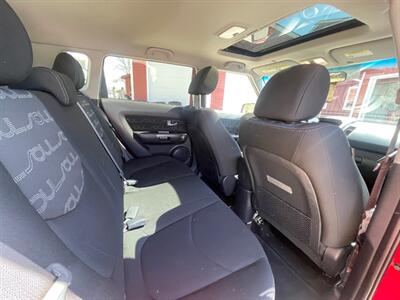 2013 Kia Soul +   - Photo 10 - Boise, ID 83704