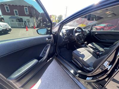 2015 Kia Forte5 EX   - Photo 7 - Nampa, ID 83651