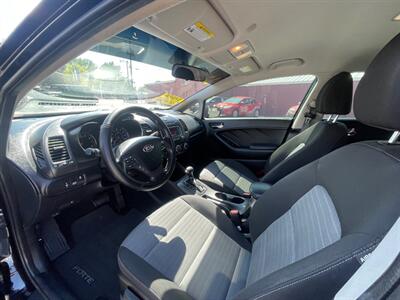 2015 Kia Forte5 EX   - Photo 6 - Nampa, ID 83651