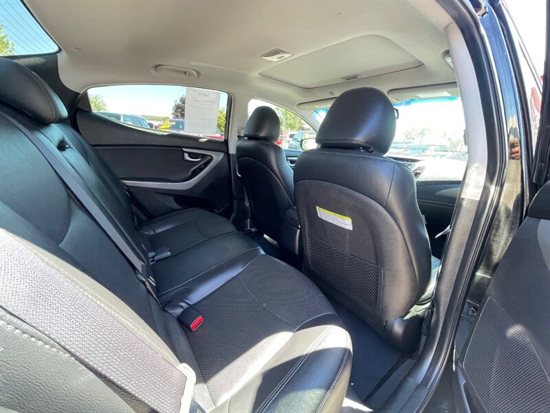 2015 Hyundai ELANTRA Limited - Photo 8 - Nampa, ID 83651