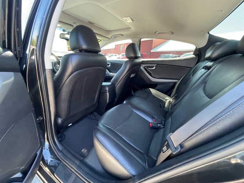 2015 Hyundai ELANTRA Limited - Photo 7 - Nampa, ID 83651