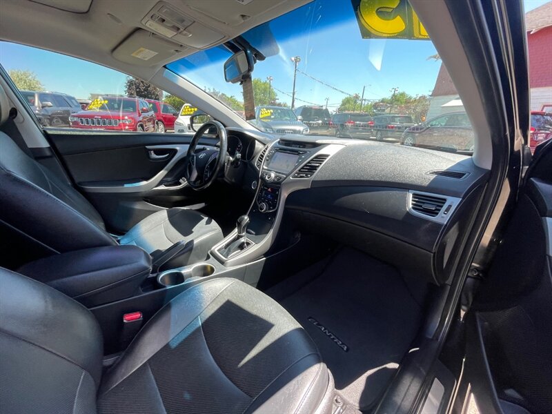 2015 Hyundai ELANTRA Limited - Photo 10 - Nampa, ID 83651
