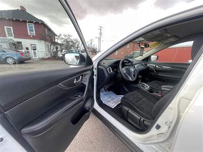2016 Nissan Rogue S   - Photo 7 - Nampa, ID 83651