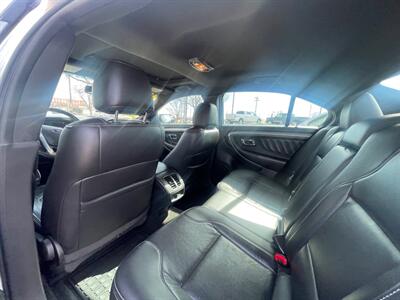 2017 Ford Taurus SEL   - Photo 8 - Boise, ID 83704