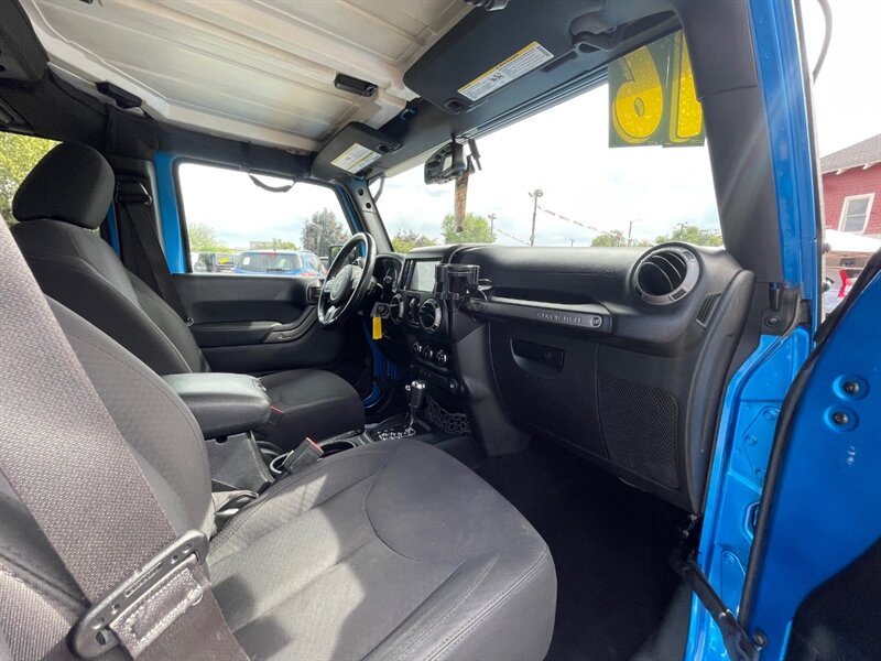 2016 Jeep Wrangler Sport - Photo 11 - Nampa, ID 83651