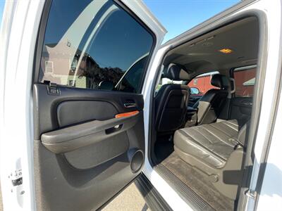 2014 Chevrolet Suburban LT   - Photo 8 - Nampa, ID 83651