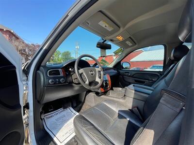 2014 Chevrolet Suburban LT   - Photo 6 - Nampa, ID 83651