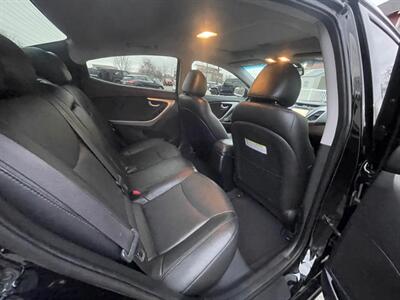 2015 Hyundai ELANTRA Limited   - Photo 9 - Nampa, ID 83651