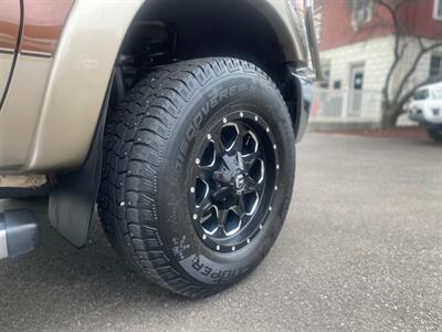 2011 Ford F-350 Lariat   - Photo 10 - Nampa, ID 83651