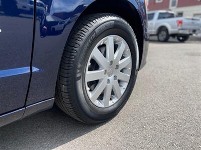 2014 Chrysler Town & Country Touring   - Photo 13 - Boise, ID 83704