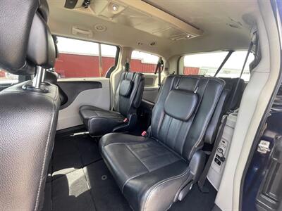 2014 Chrysler Town & Country Touring   - Photo 8 - Boise, ID 83704