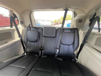 2014 Chrysler Town & Country Touring   - Photo 9 - Boise, ID 83704