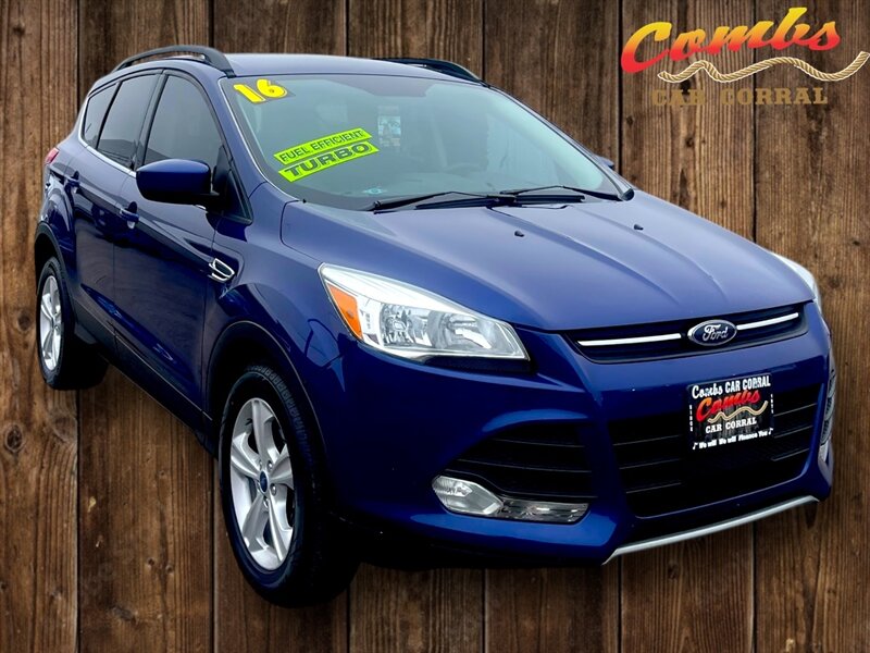 2016 Ford Escape SE  