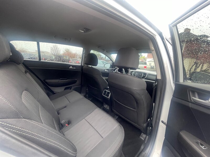 2019 Kia Sportage LX - Photo 10 - Boise, ID 83704