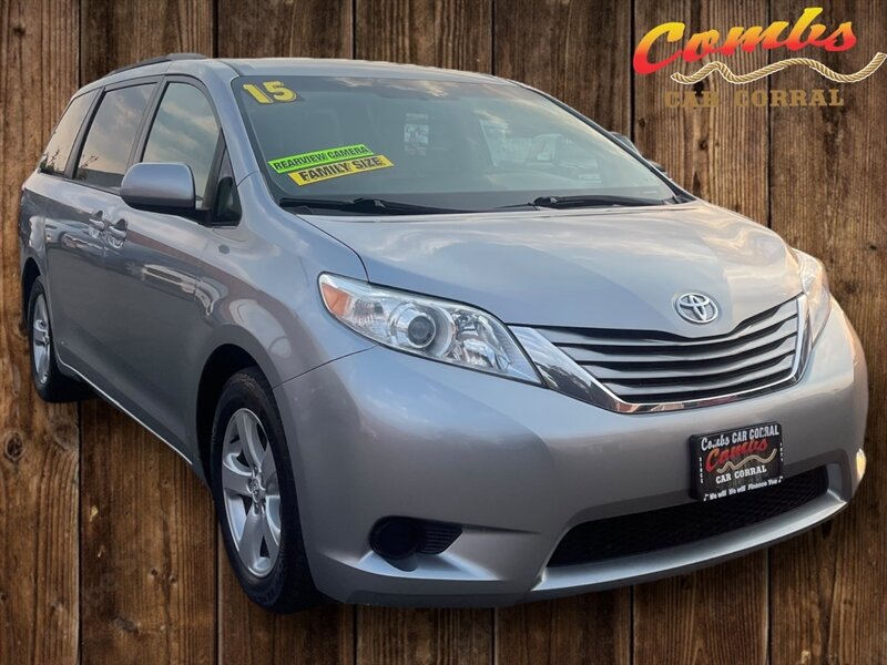 2015 Toyota Sienna LE 8-Passenger  