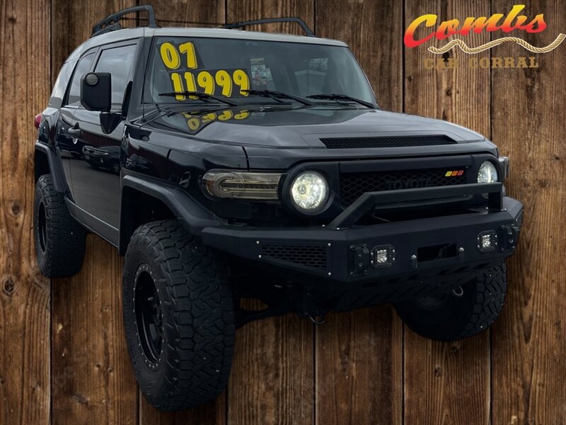 2007 Toyota FJ Cruiser   - Photo 1 - Nampa, ID 83651