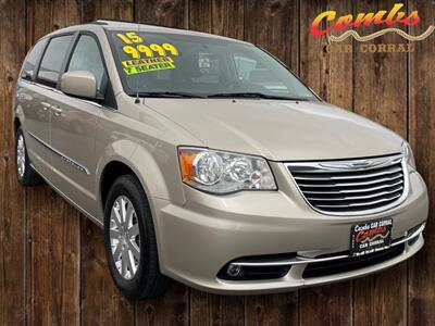 2015 Chrysler Town & Country Touring  