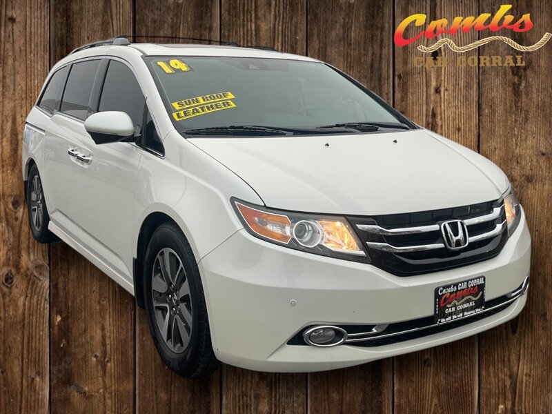 2014 Honda Odyssey Touring   - Photo 1 - Nampa, ID 83651
